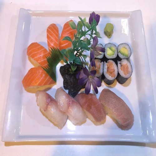 COMBO DE SHUSHI VARIADO